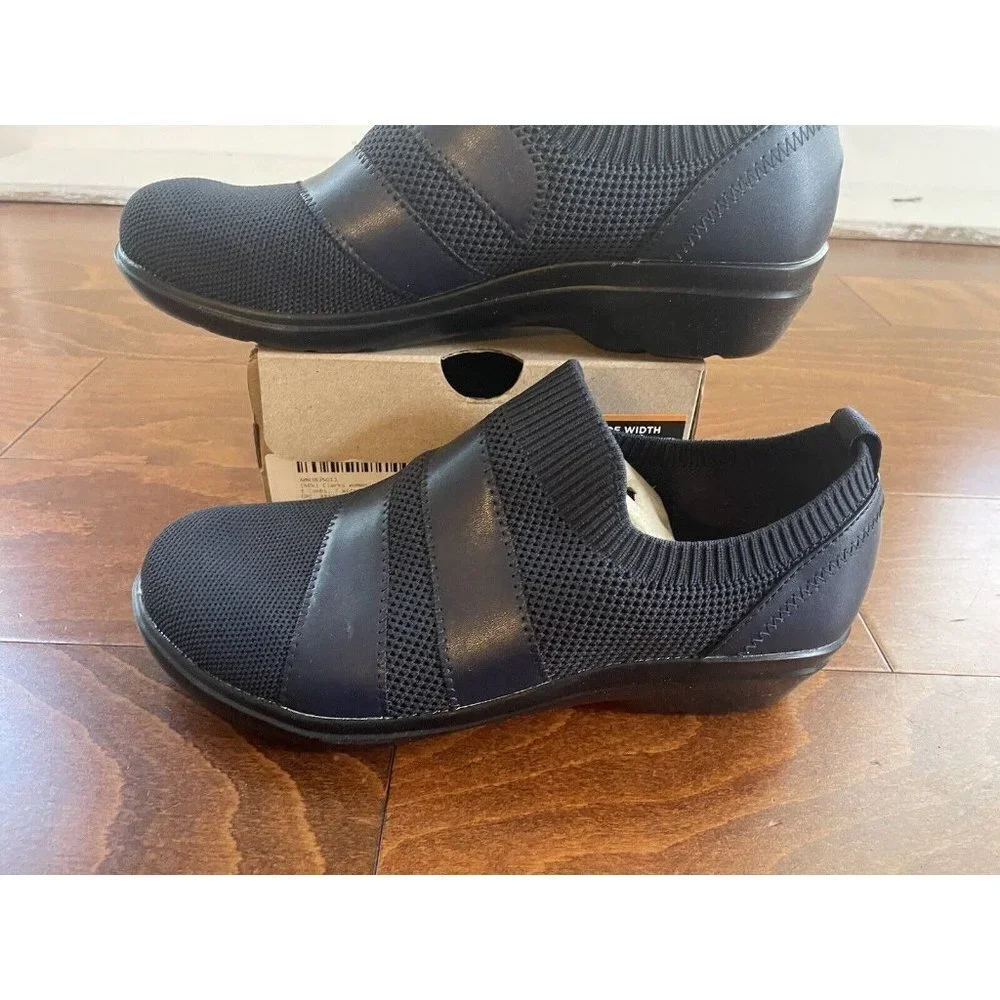 Clarks Womens Sashlyn Edge Navy Combi NEW Slip‎ On 5 M Closed Toe Flats